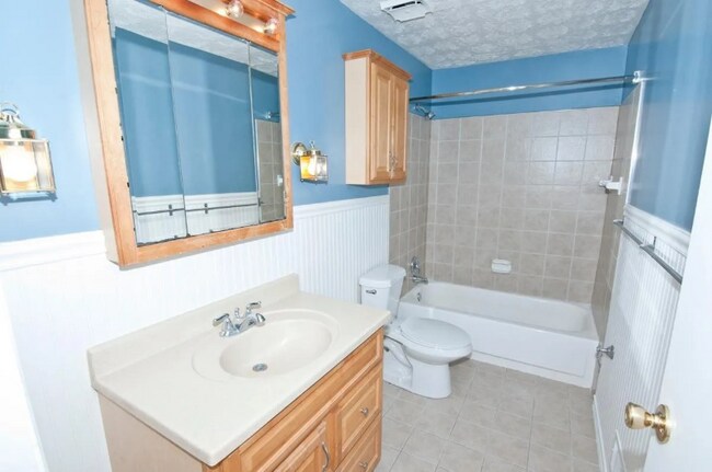 Foto del edificio - 7636 Montgomery Rd