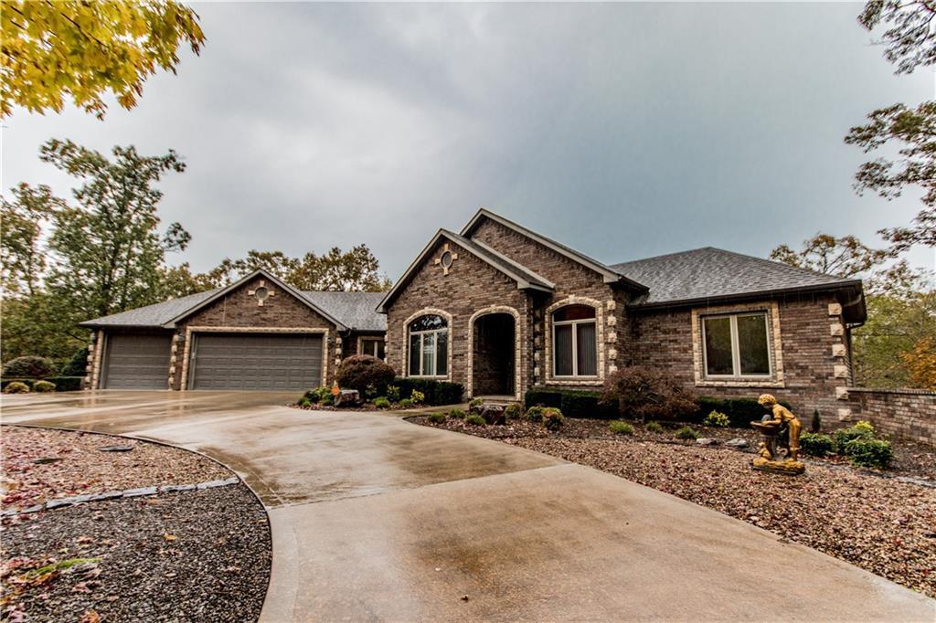 12 Stonehaven Dr, Bella Vista, AR 72715 House Rental in Bella Vista