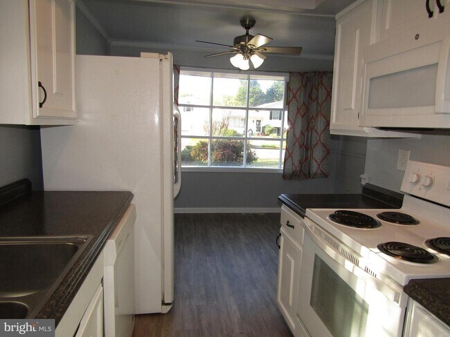 Building Photo - 29496 Corbin Pkwy