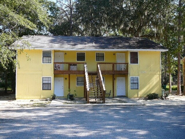 Primary Photo - Ponderosa Dr 8-Unit