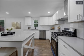 Building Photo - 10913 Joaquin Dr