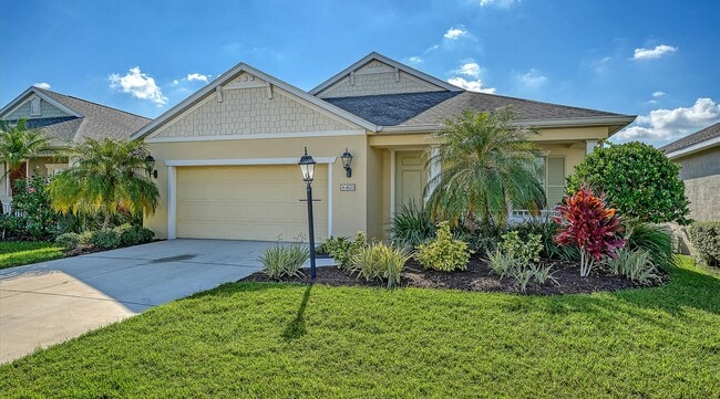 Building Photo - Home in Resort-Style Gated Community