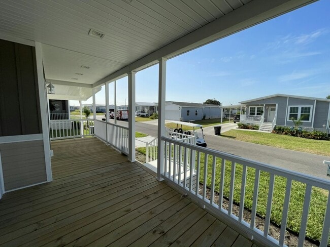 Building Photo - 34669 Ballyhoo Dr