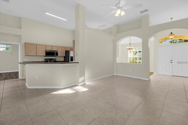 Building Photo - 13131 Luxbury Loop