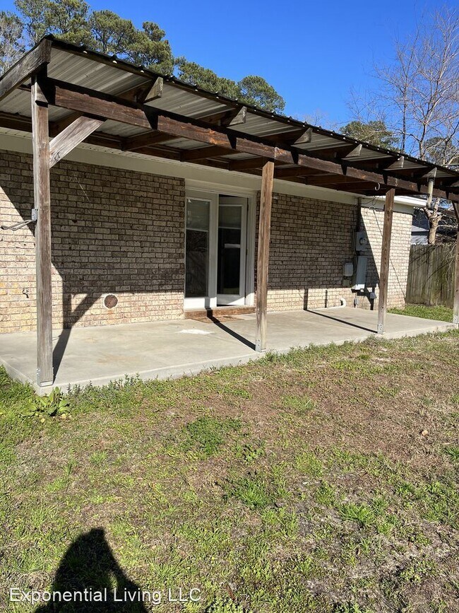 Building Photo - 4 br, 2 bath House - 321 W Whatley