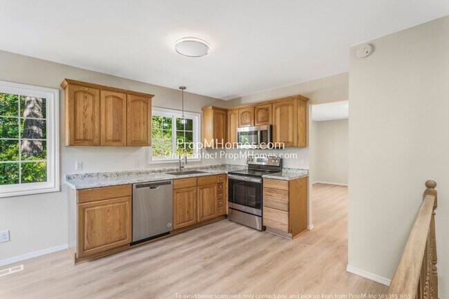 Foto del edificio - 5322 SW Coronado St