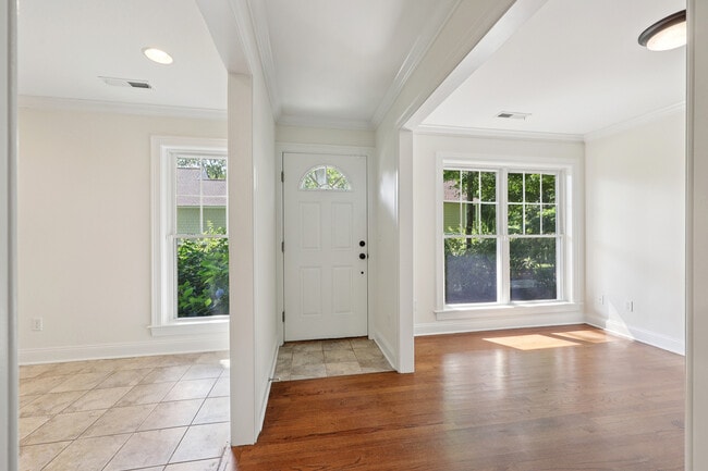 Photo - 251 Weaver St Apartment