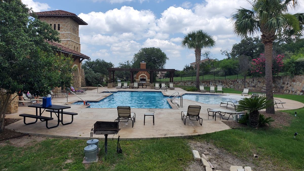 Foto del edificio - 4122 Woodbridge Way