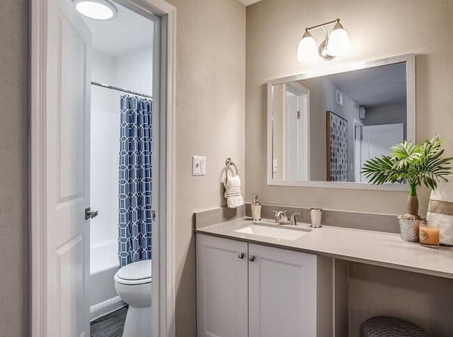 Interior Photo - Escondido Apartments