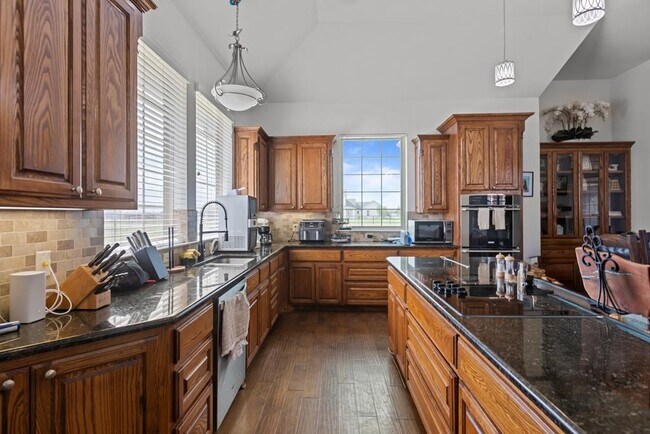 Foto del edificio - 3701 Timber Wolf Trl