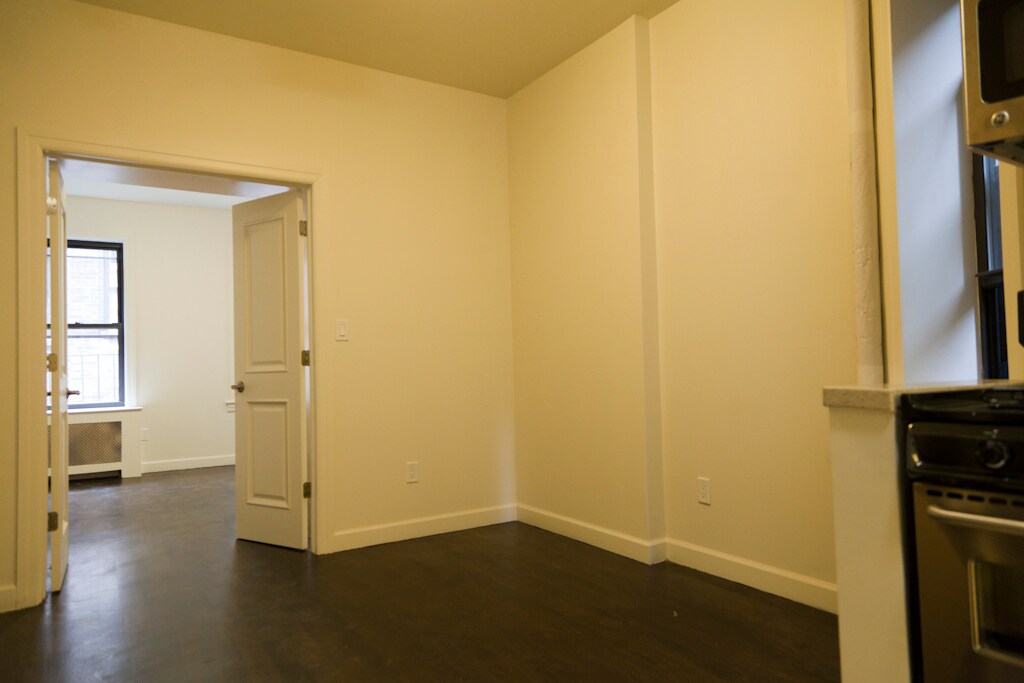 Building Photo - 239 9th Ave