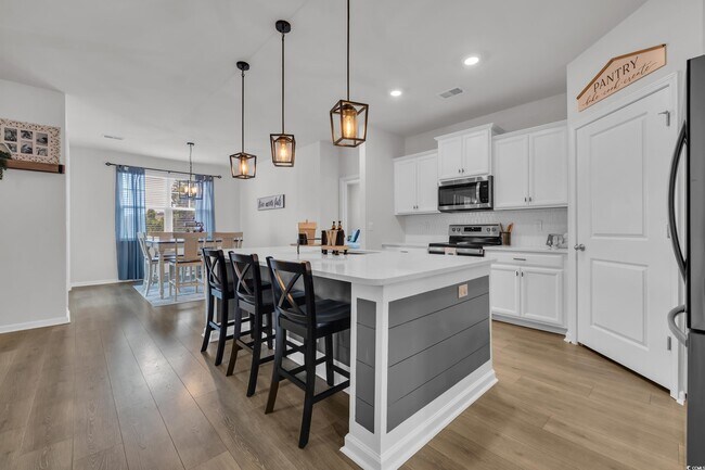 Foto del edificio - 553 Pier Ct