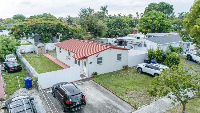 Building Photo - 1600 N 68th Ave