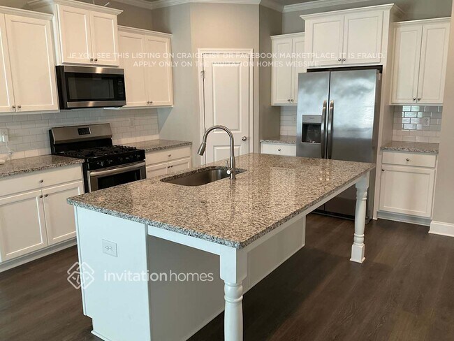 Building Photo - 841 Alder Grv Trce
