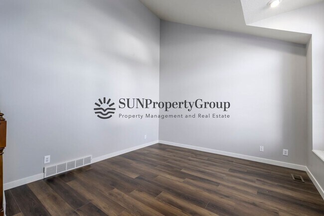 Foto del edificio - Great Updated Family Home in Excellent Clinton Location!