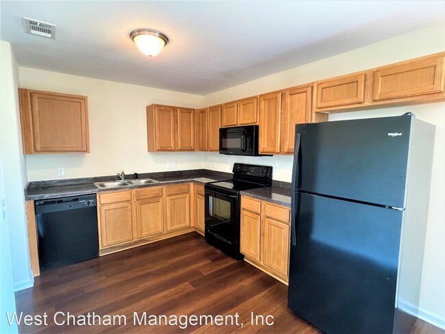 Building Photo - 3 br, 2.5 bath House - 37 Miller Park Circle
