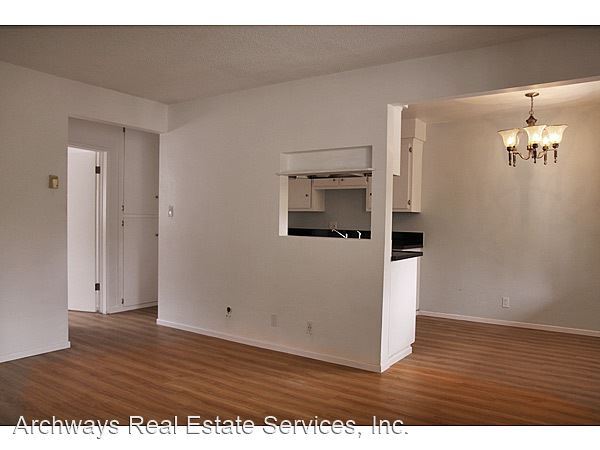 Building Photo - 5921 Monterey Rd