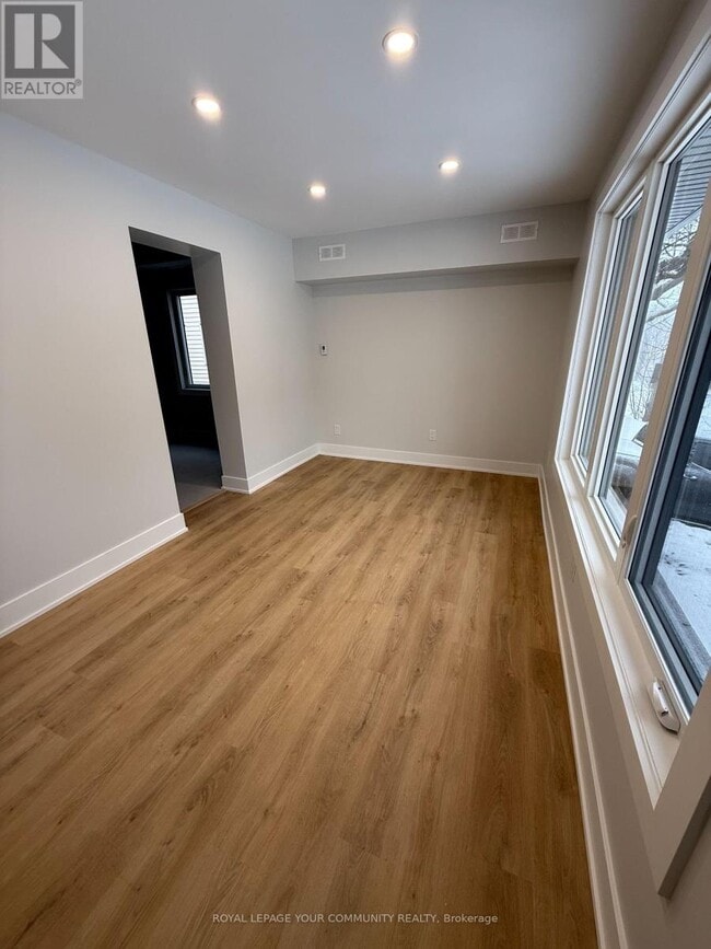 Building Photo - 88 Spruce St