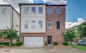Building Photo - 1743 Dominica Dr