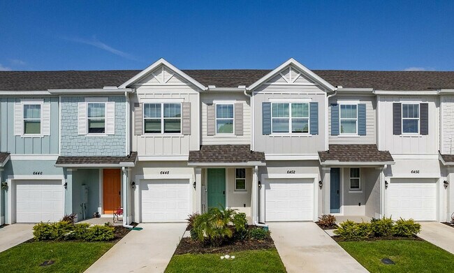 Casas adosadas - Exterior - Crescent by Stella Homes