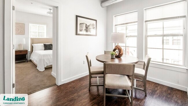 Building Photo - 1903 E Marshall St