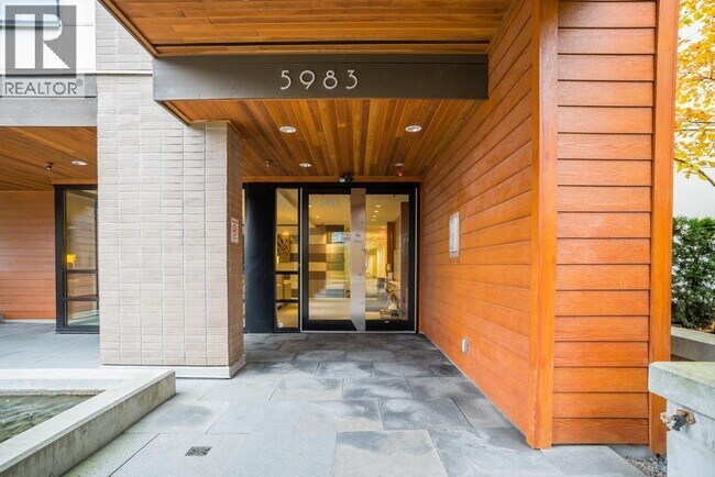 Photo du bâtiment - 5983 Gray Ave