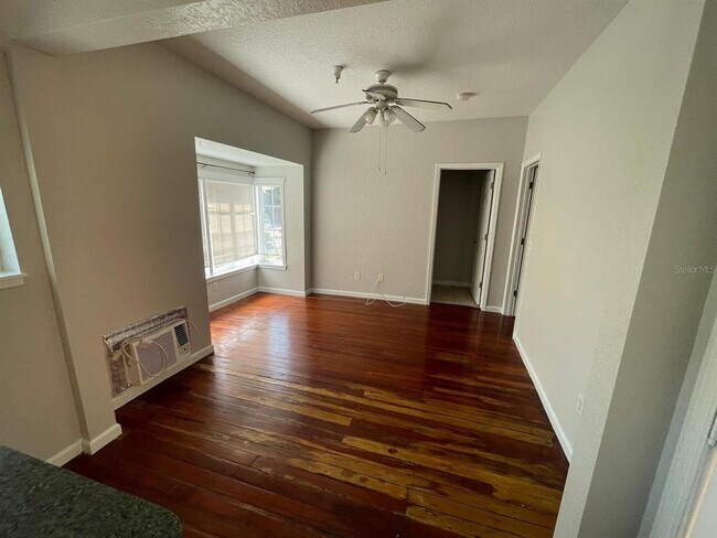 Foto del edificio - 255 6th Ave N