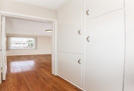 Foto del edificio - 606 W Foothill Blvd
