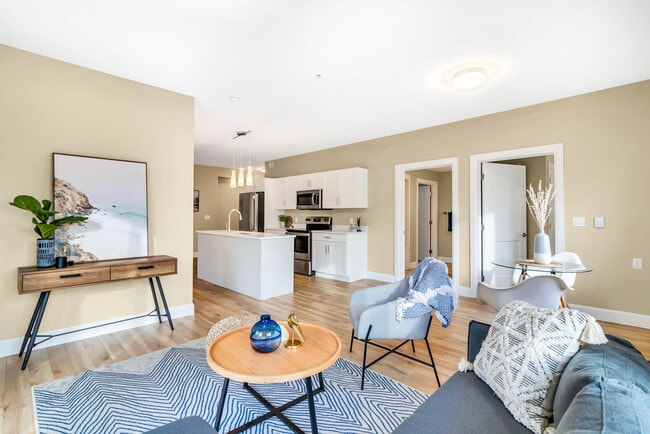 Building Photo - North Point Estates