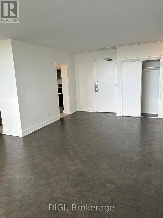 Building Photo - 301-301 Dixon Rd