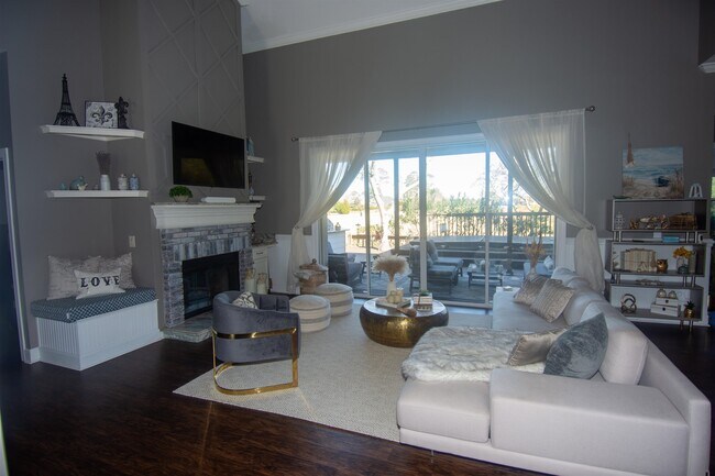 Foto del edificio - 500 Turnberry Ln