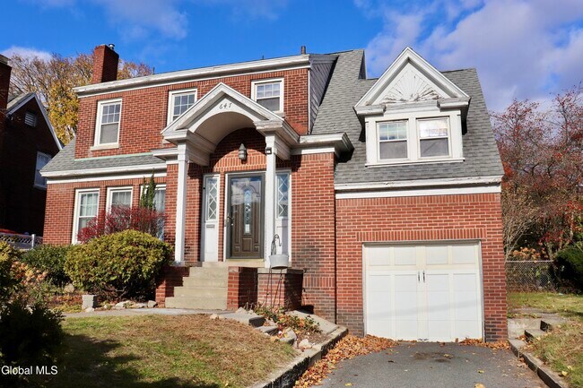 Foto del edificio - 647 New Scotland Ave