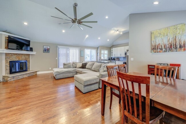 Building Photo - {9534} Updated Nall Hills Home + Two Car Garage + Finished Basement + 3 Full Baths!