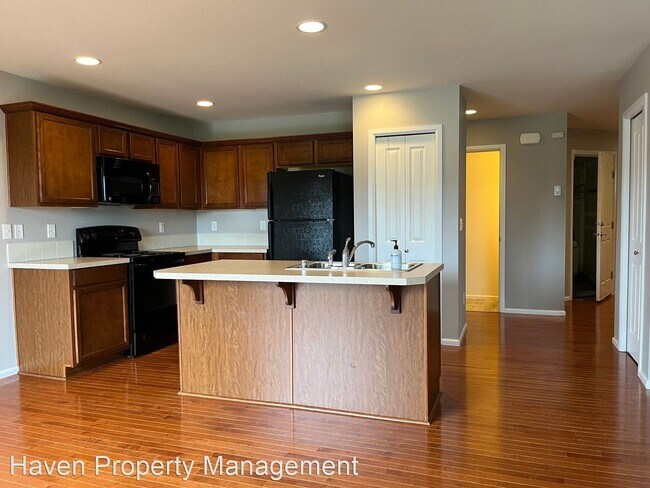 Foto del edificio - 4 br, 2.5 bath House - 5420 Discovery St E