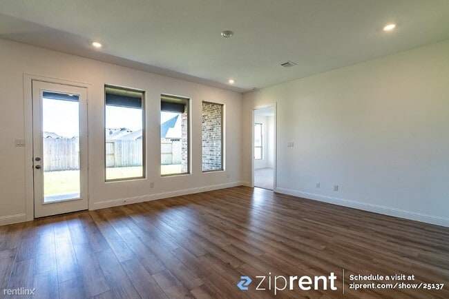 Foto del edificio - 4 br, 3.5 bath House - 4907 Avon Ridge Way...