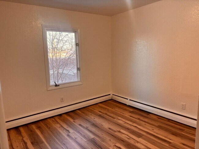 Foto del edificio - 2701 Denali St