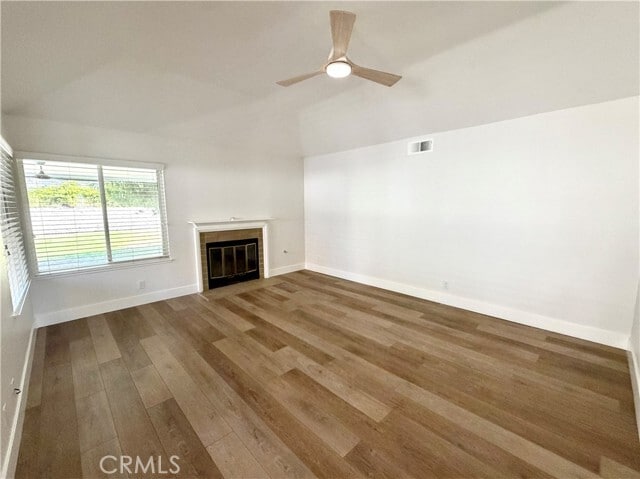 Building Photo - 1345 Sunrise Cir N