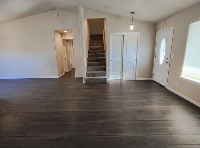 Foto del edificio - 3 Bedroom 2.5 Bath Newly Remodeled Home