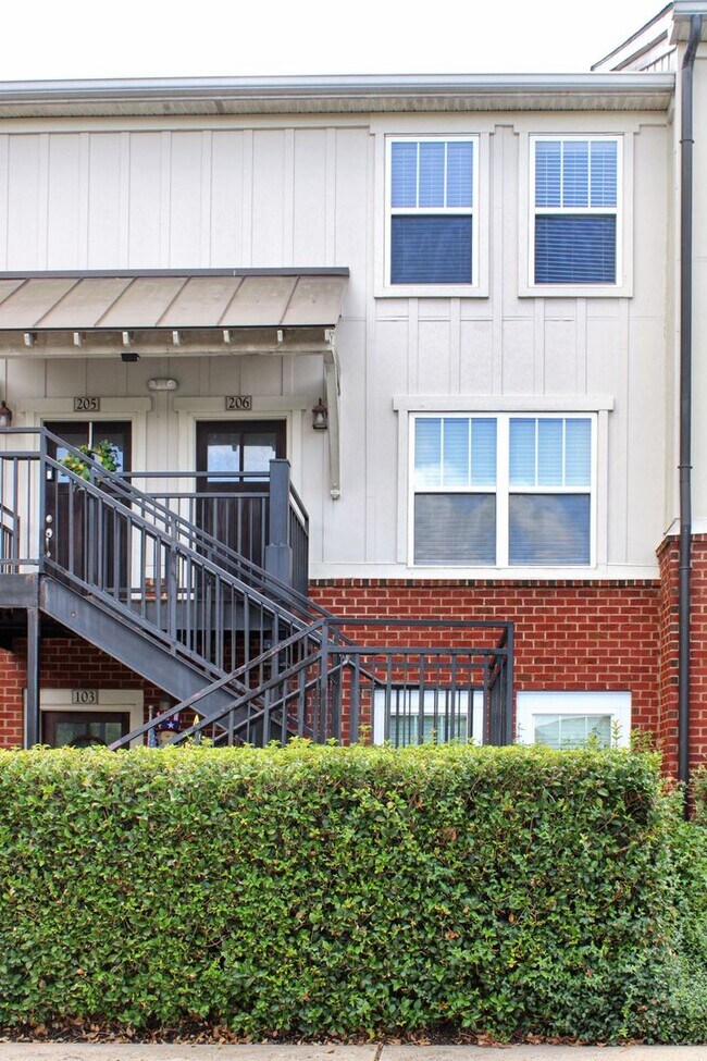 Foto del edificio - 1855 Candlewood Ct