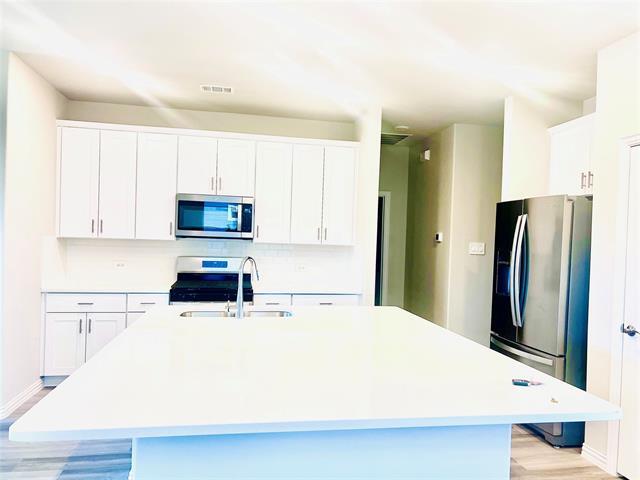 Foto del edificio - 3904 Marble Fls Dr