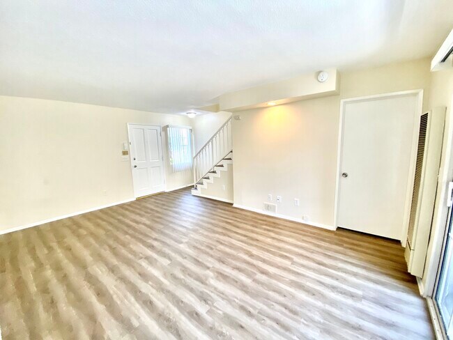 Foto del edificio - 553 W 22nd St