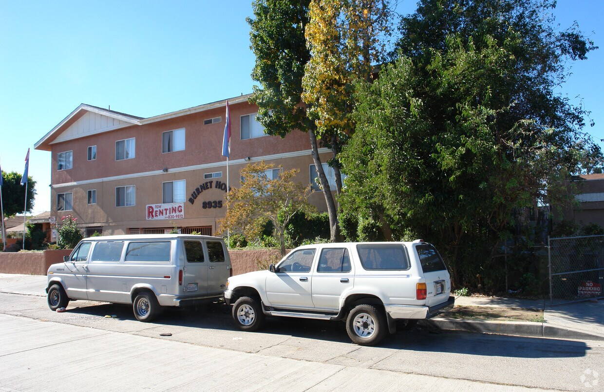 Foto del edificio - Burnet House Apartments