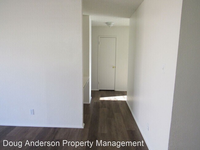 Foto del edificio - 4 br, 2 bath House - ***1127 WEST AVENUE J-15