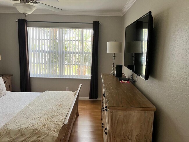 Foto del edificio - 18280 Coral Isles Dr