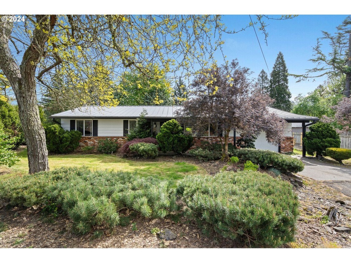 Primary Photo - 7810 SW Pitic Ln