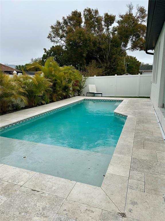 Building Photo - 3907 W Cass St