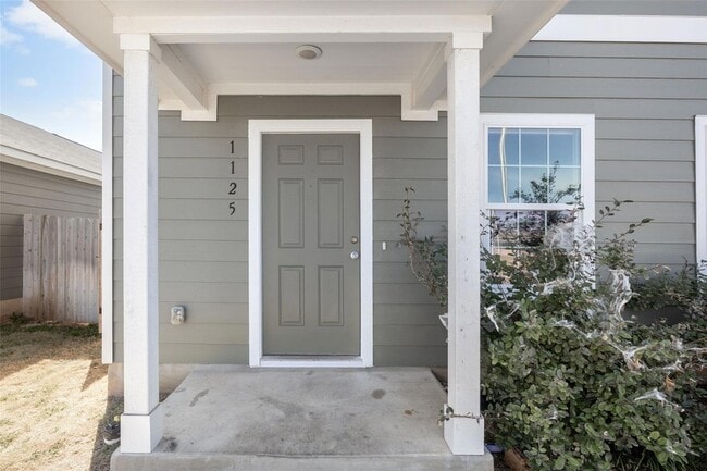 Foto del edificio - 1125 Largemouth Ln