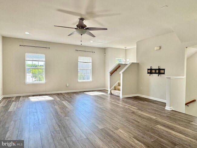 Building Photo - 312 Wilkinson Dr