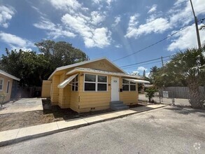 Building Photo - 400 Metcalf Ct