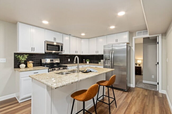 Foto del edificio - 7578 Little Fox Ln